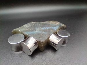solid steel plugs