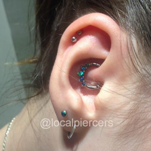 Daith Piercing Opal Clicker